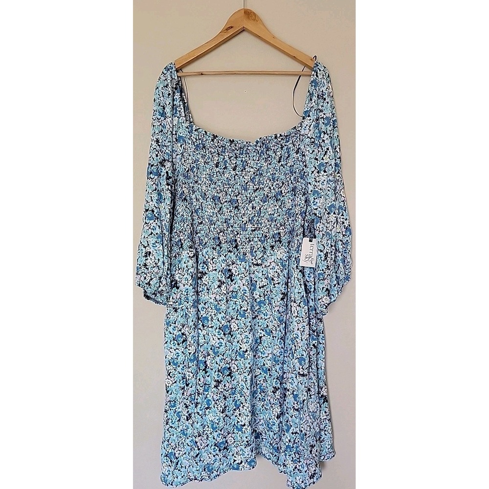 Terra & Sky Women's Size 4X Mini Dress Blue Ditsy Floral Smocked Square Neck NWT